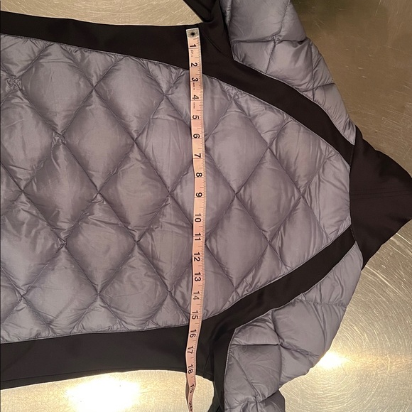 Skhoop down quarter zip jacket size S. - Picture 5 of 5